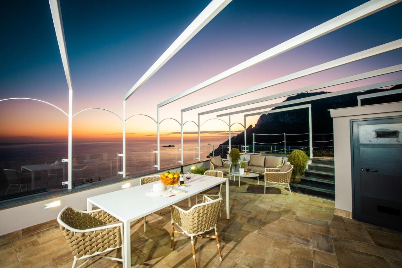 Villa La Tagliata Spectacular Jacuzzi Tub Amazing View And Private Parking Garage Positano Exterior foto