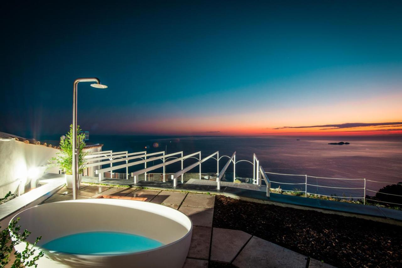 Villa La Tagliata Spectacular Jacuzzi Tub Amazing View And Private Parking Garage Positano Exterior foto