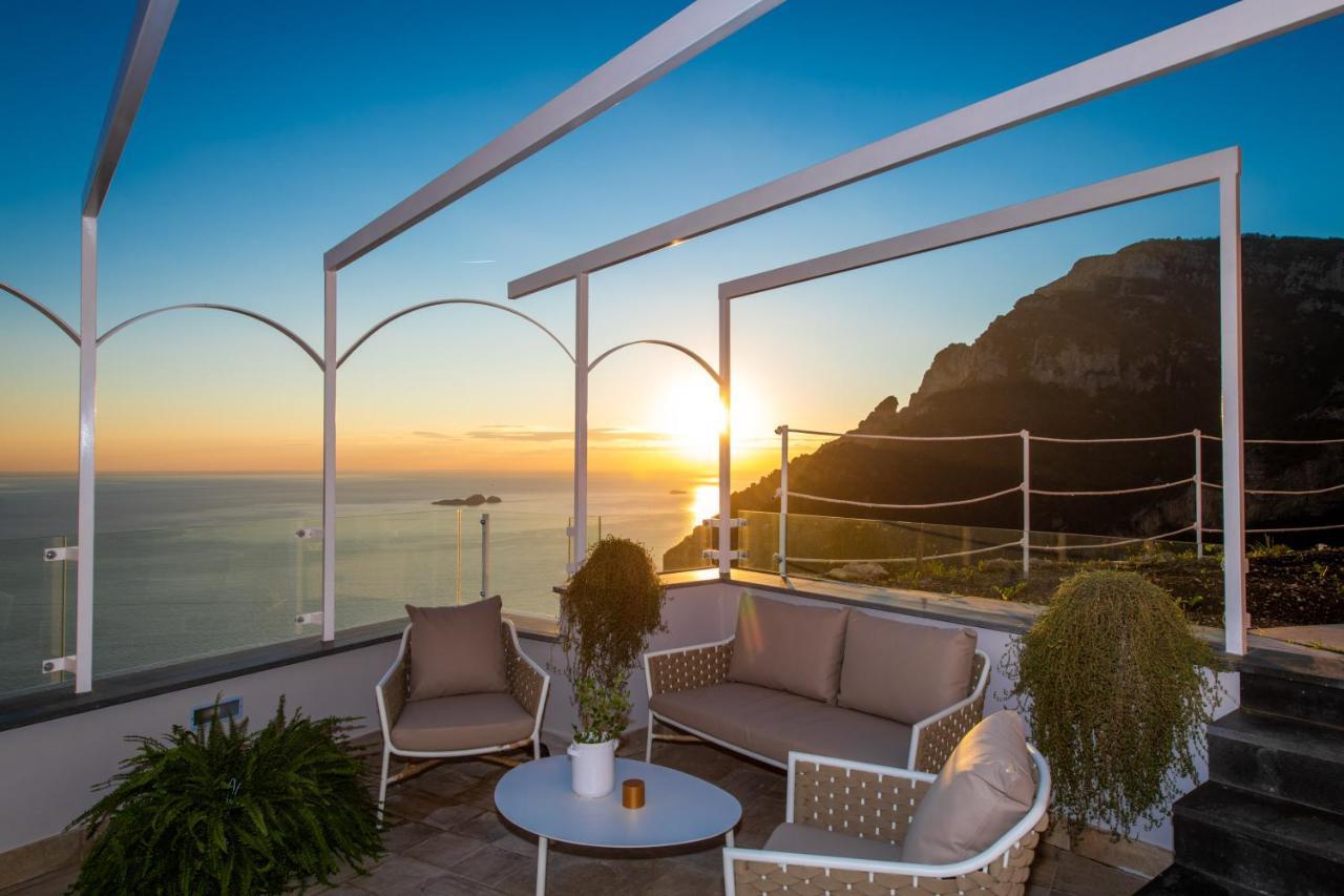 Villa La Tagliata Spectacular Jacuzzi Tub Amazing View And Private Parking Garage Positano Exterior foto