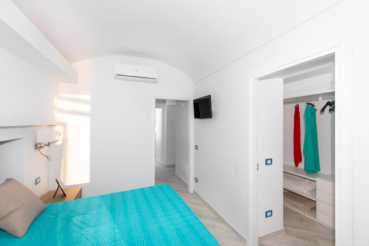 Villa La Tagliata Spectacular Jacuzzi Tub Amazing View And Private Parking Garage Positano Exterior foto